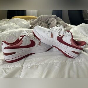 Size 9, never worn outside.